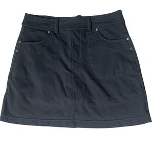 Black Athleta Bettona activewear skort